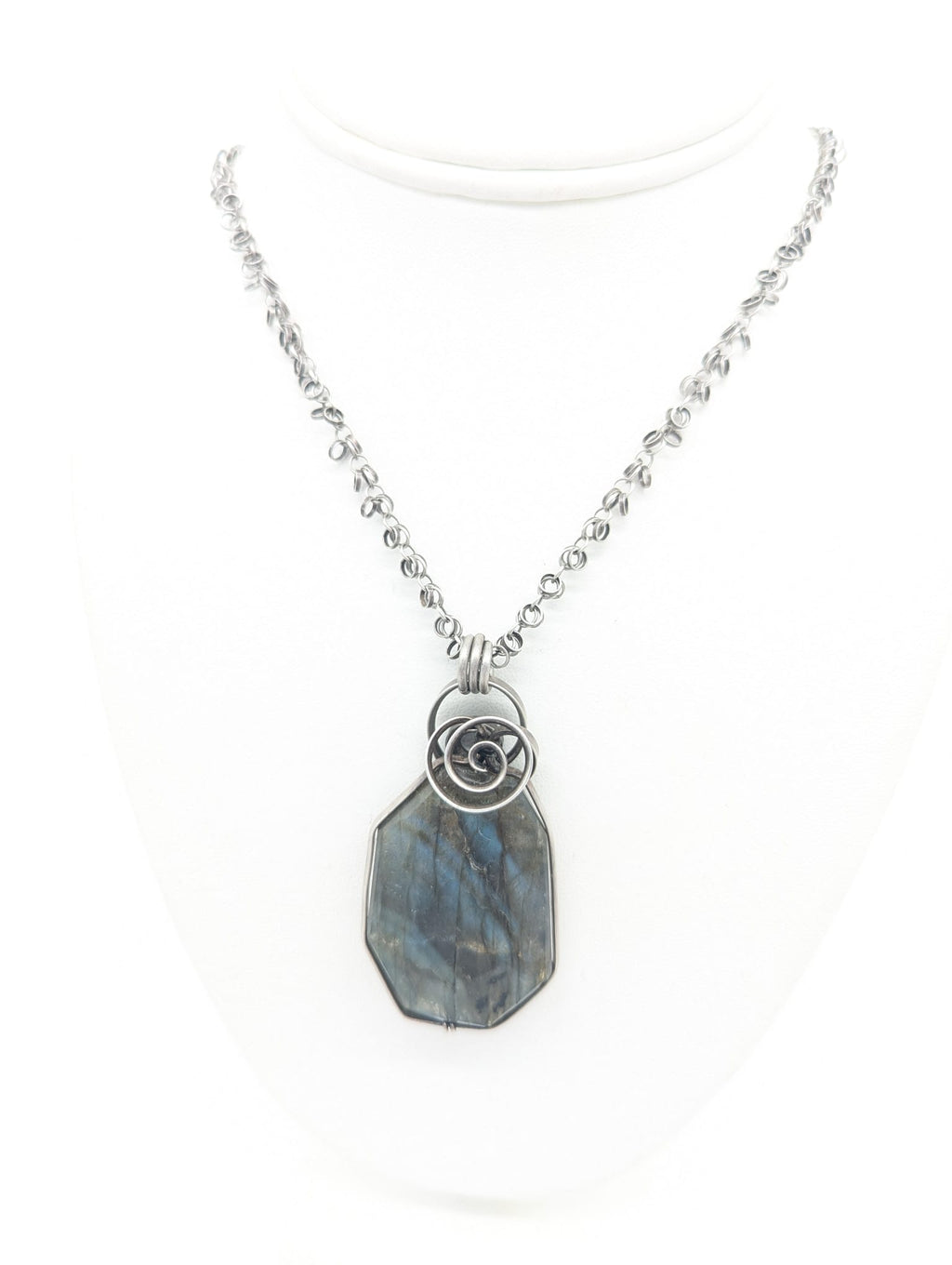 Labradorite Stone pendant