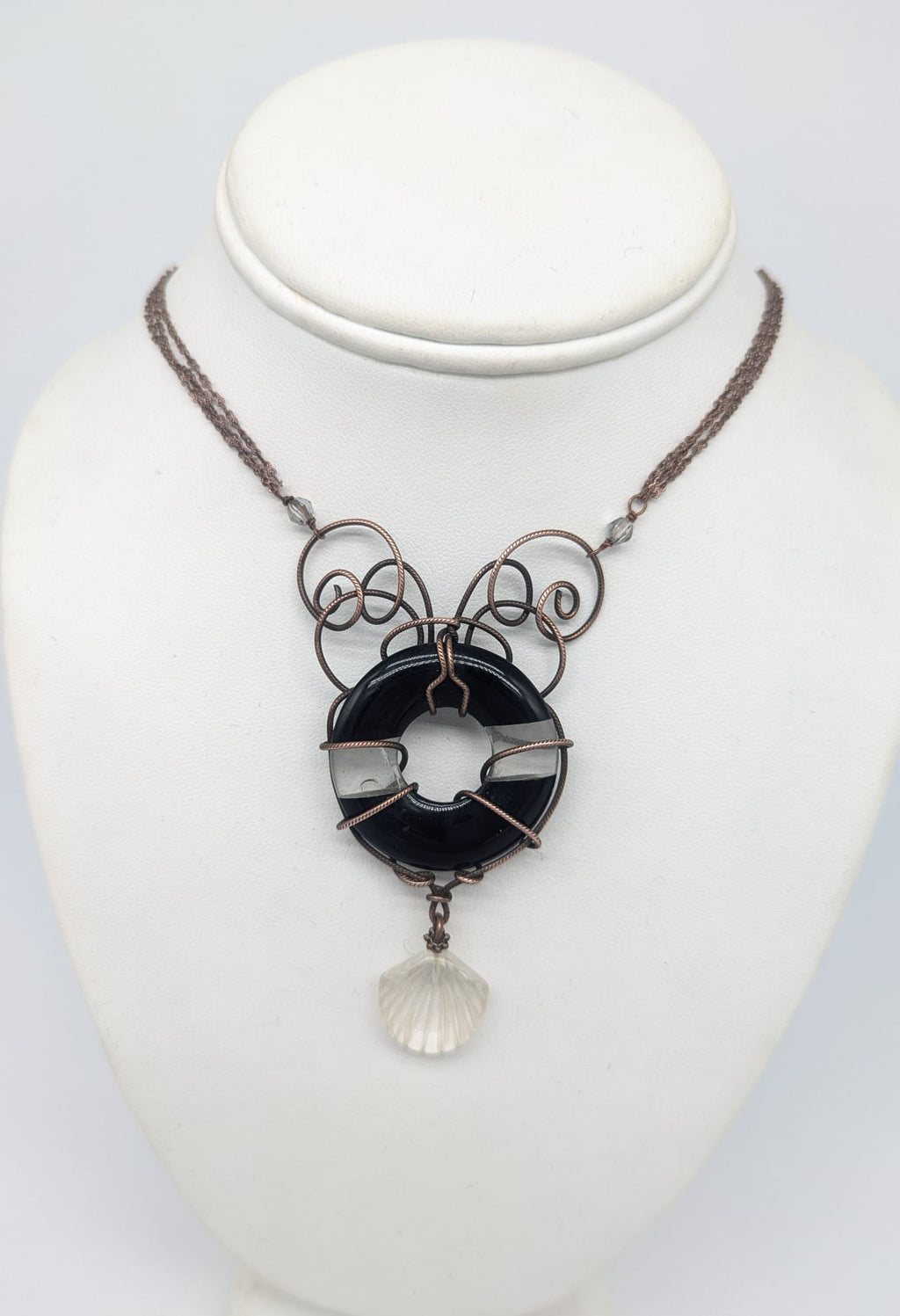 Onyx and Crystal Donut Stone